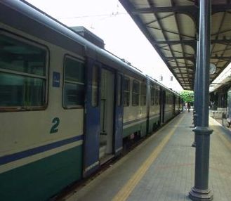 Ancora disservizi per i pendolari della linea Reggio-Canossa