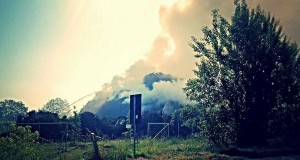 L'incendio che da qualche giorno sta interessando l'area della centrale di teleriscaldamento Zpt-Sime