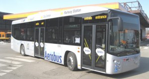 Il BLQ, l'aerobus che collega la stazione di Bologna con l'aeroporto Marconi