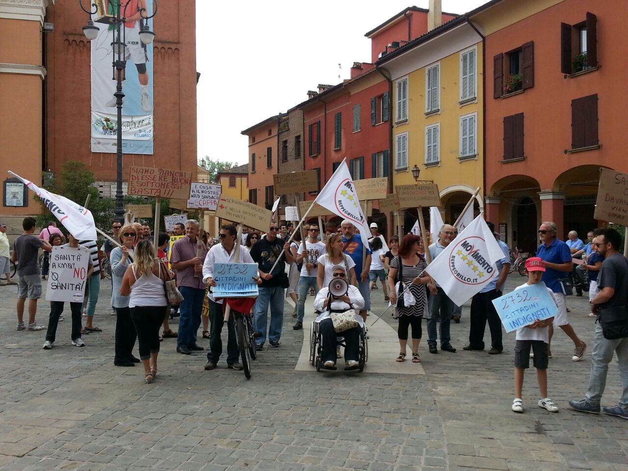 Un'altra immagine della manifestazione di oggi.