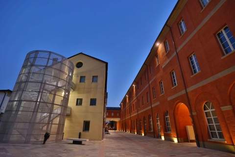 La mostra dovrebbe trovare spazio all'interno dei locali della Manifattura Tabacchi a Modena