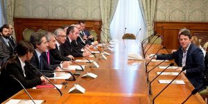 renzi-incontro-regioni1-600x300