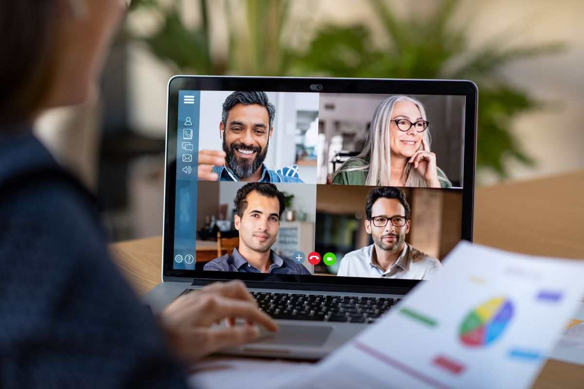 persone in Call in SmartWorking