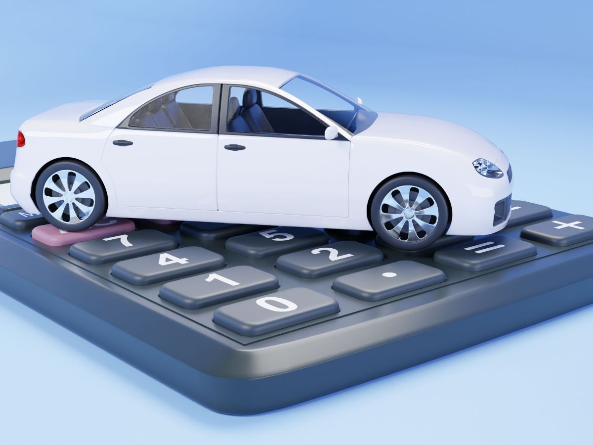 Modello auto su calcolatrice